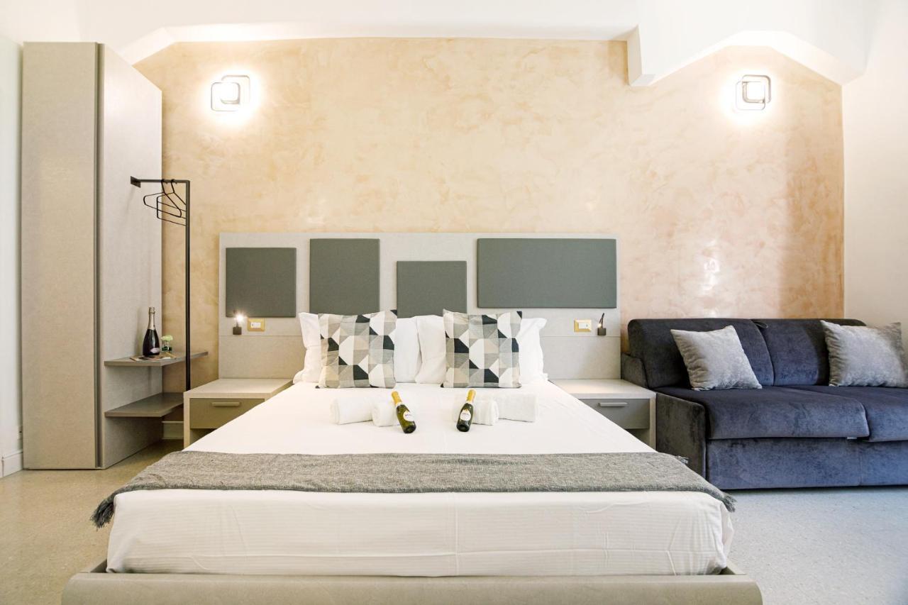 Erreggi Luxury * Roma