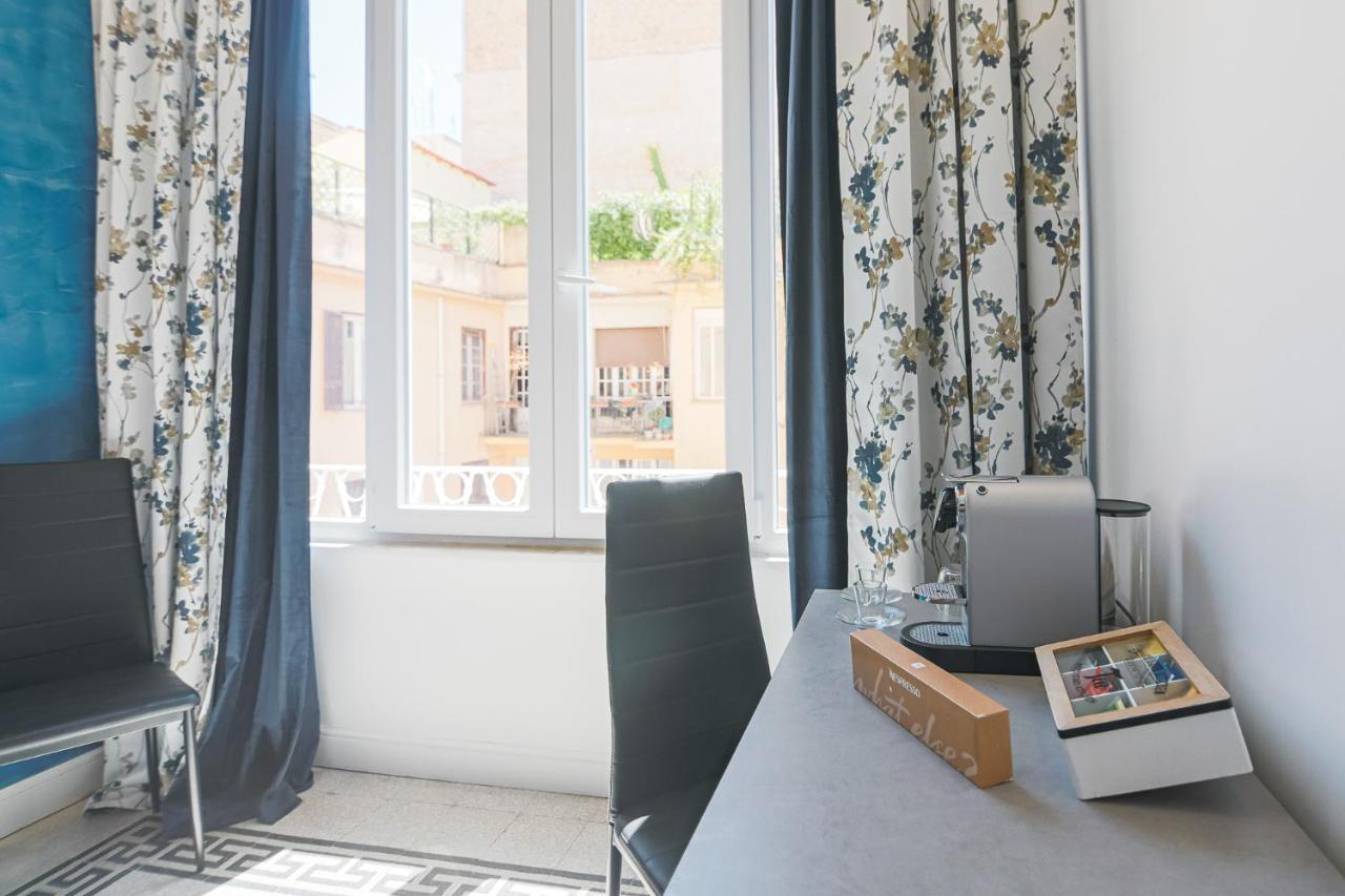 Erreggi Luxury * Roma
